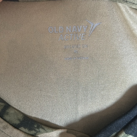 Old Navy Active Green Stretch Shirt - XL - Picture 4 of 5